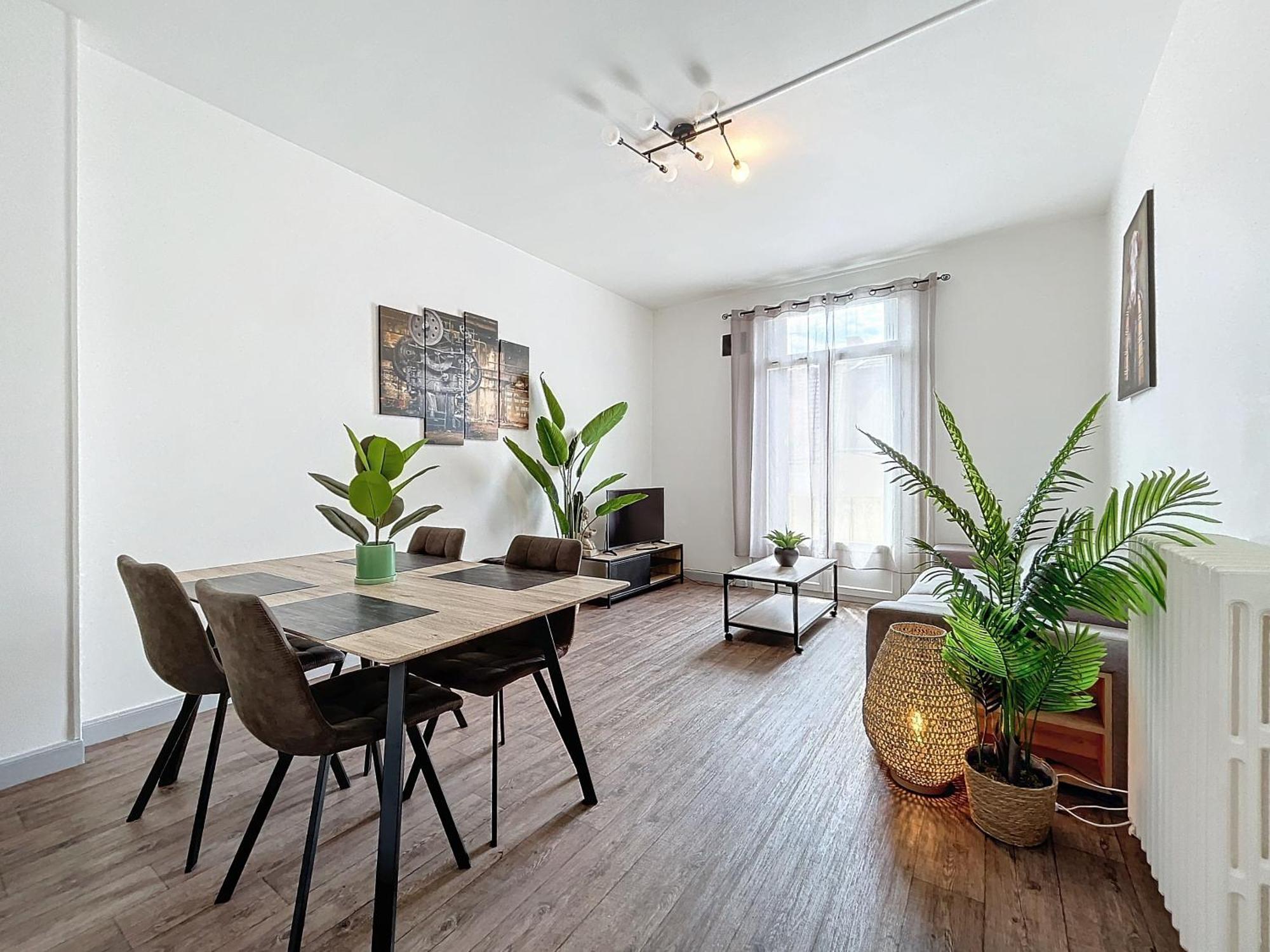 Le 4-f2 Centre Historique Apartment